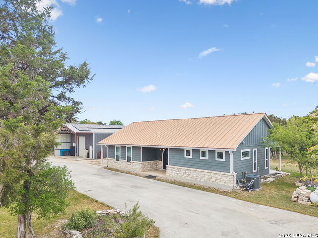 1315 Happy Hollow Property Photo 1