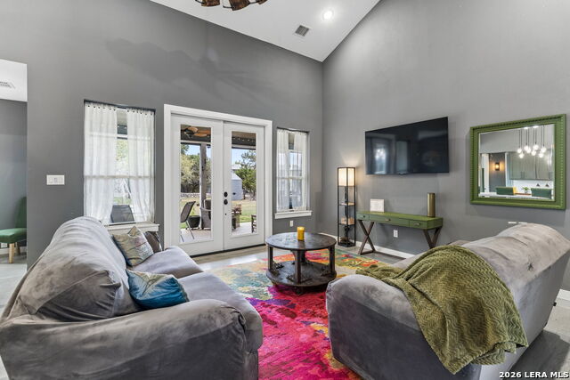 1315 Happy Hollow Property Photo 9