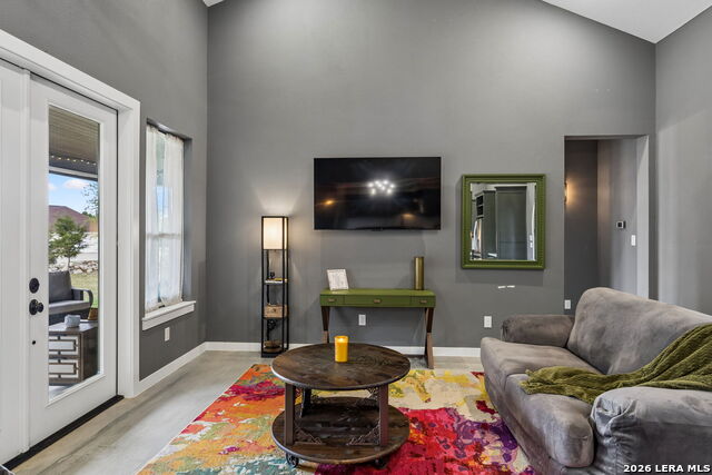 1315 Happy Hollow Property Photo 10