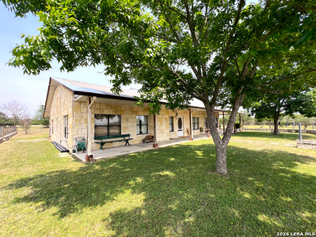 1220 Flying T Ranch Property Photo 6