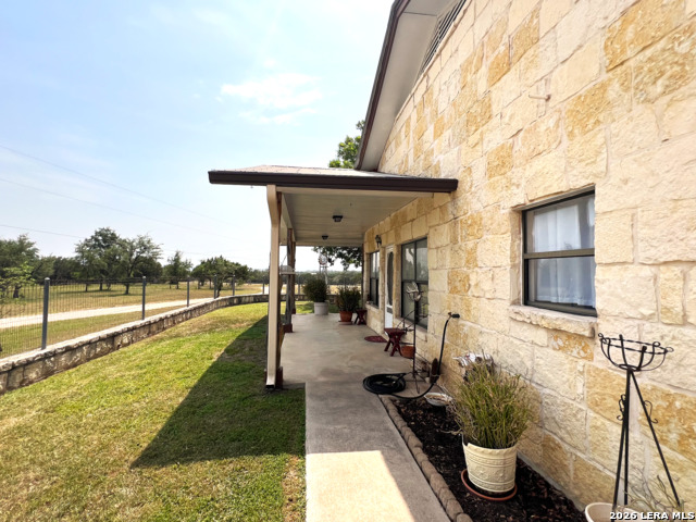 1220 Flying T Ranch Property Photo 13