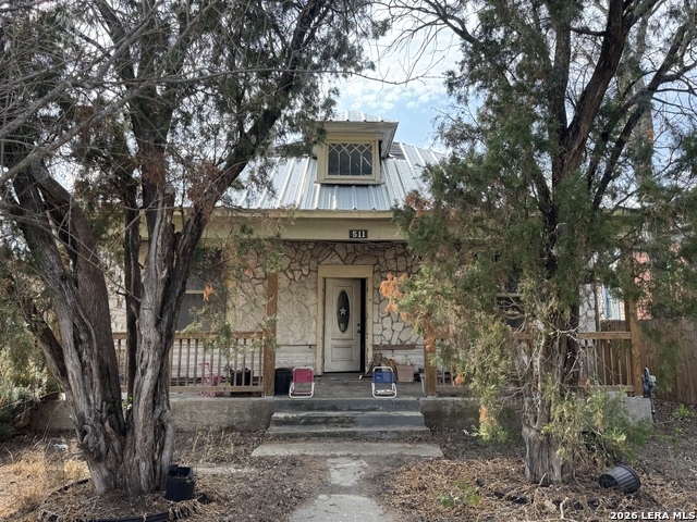 511 Olive Property Photo 1
