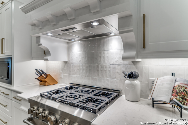 10003 Ellenora Property Photo 17