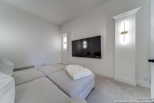 10003 Ellenora Property Photo 20