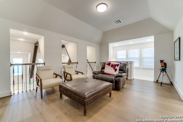 10003 Ellenora Property Photo 27