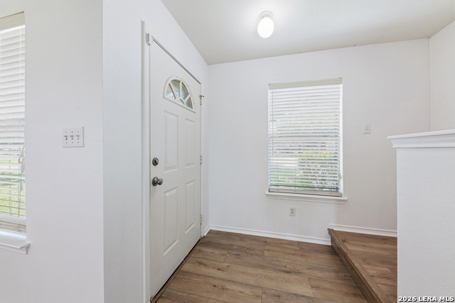 527 Roosevelt Property Photo 5