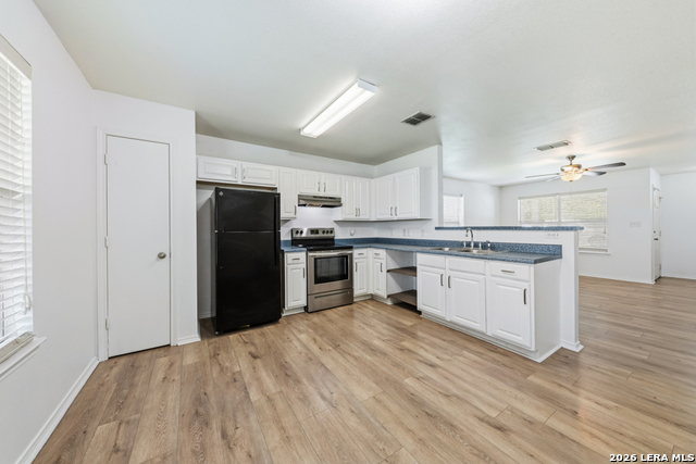 527 Roosevelt Property Photo 10