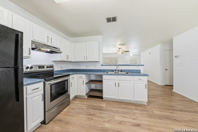 527 Roosevelt Property Photo 11