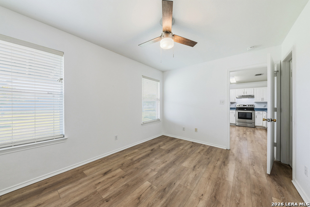 527 Roosevelt Property Photo 13