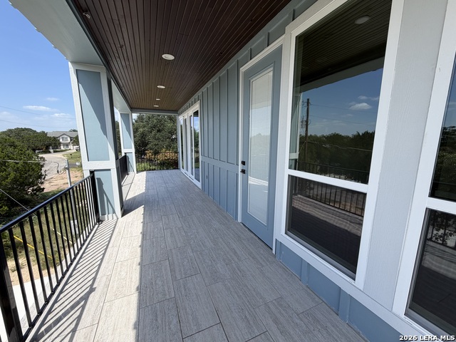 748 Riviera Dr Property Photo 17