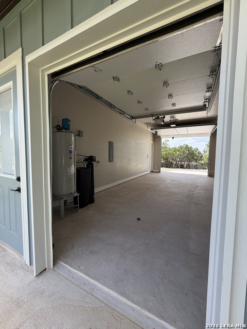 748 Riviera Dr Property Photo 24