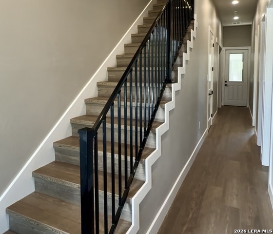 748 Riviera Dr Property Photo 25