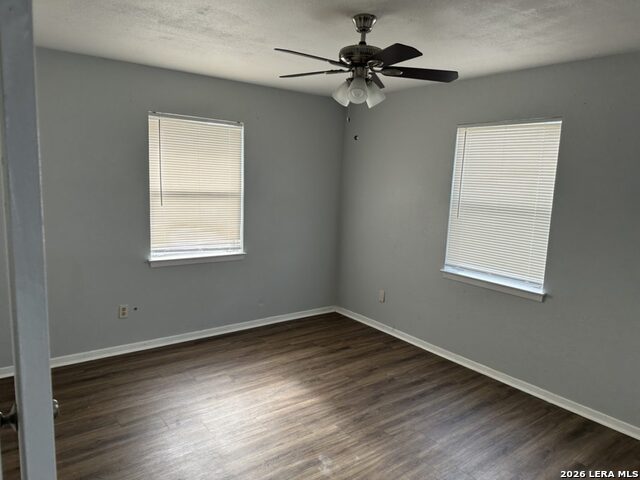 191 Rhine Ter Property Photo 4