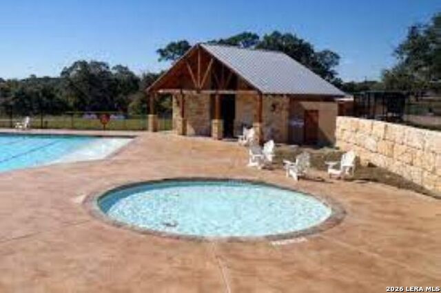 107 Ira Long Property Photo 6