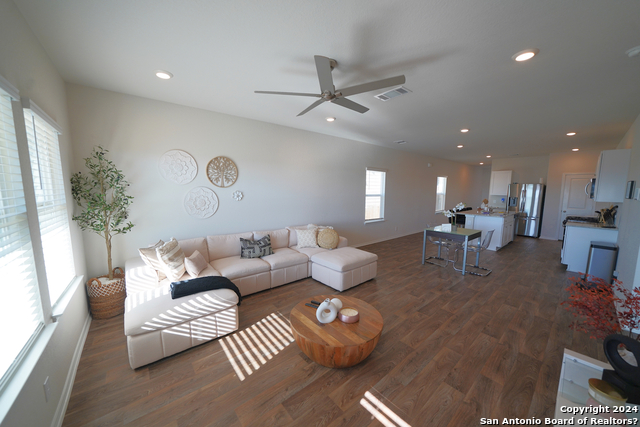 6611 Copper King Property Photo 11