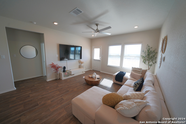 6611 Copper King Property Photo 13