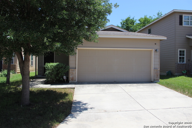 482 Walnut Property Photo 2