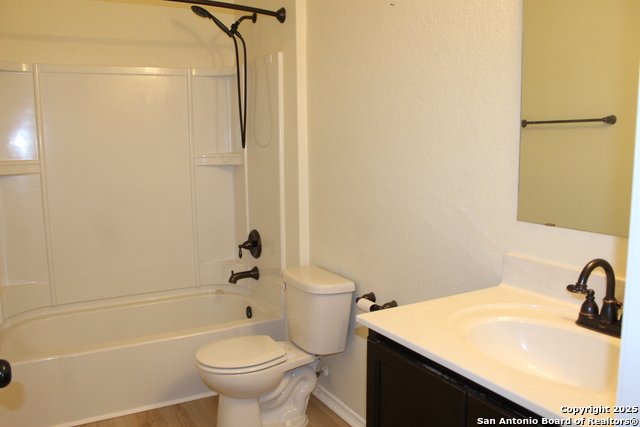 482 Walnut Property Photo 12