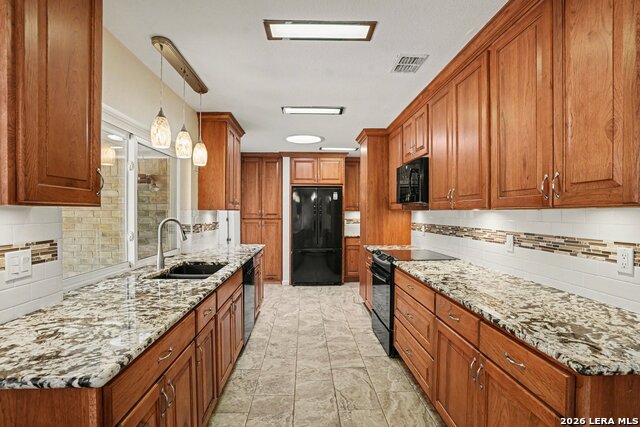 13622 Landmark Property Photo 1