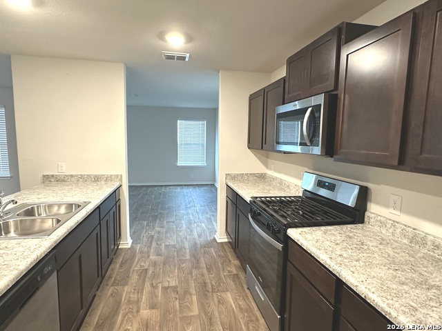 13756 Red Rock Run Property Photo 6