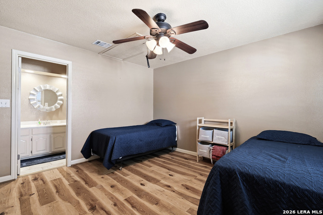 421 Watts Property Photo 8