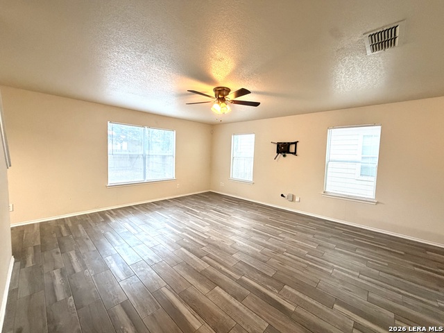 10114 Emerald Sun Property Photo 5