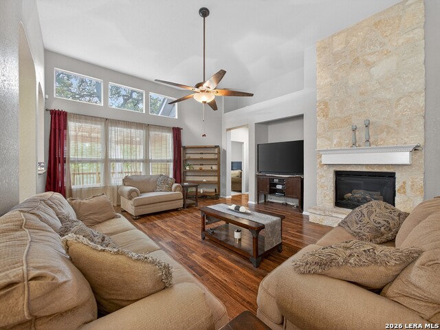 4307 James Bowie Property Photo 14