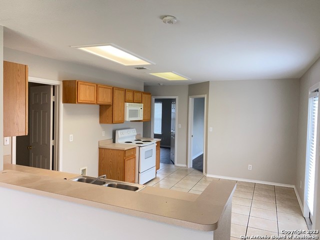 3008 Pine Valley Dr Property Photo 4