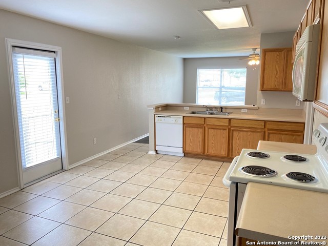 3008 Pine Valley Dr Property Photo 5