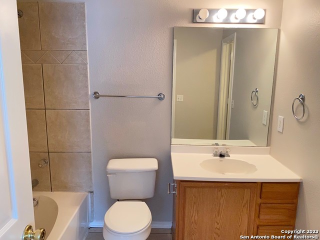 3008 Pine Valley Dr Property Photo 9