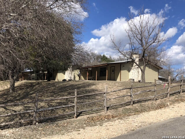 2015 Cr 348 Property Photo 1