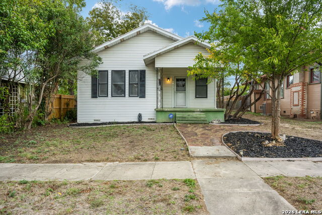 627 W Mulberry Ave Property Photo 1