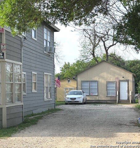 403 Terrell Ave Property Photo 13