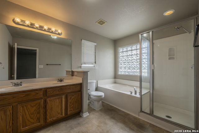 6729 Biscay Bay Property Photo 10