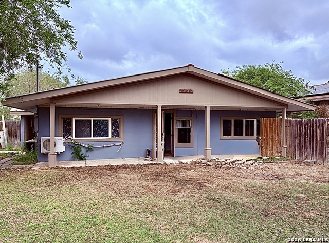 3233 Yucca Loop Property Photo 2