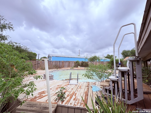 3233 Yucca Loop Property Photo 6
