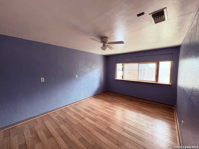 3233 Yucca Loop Property Photo 7