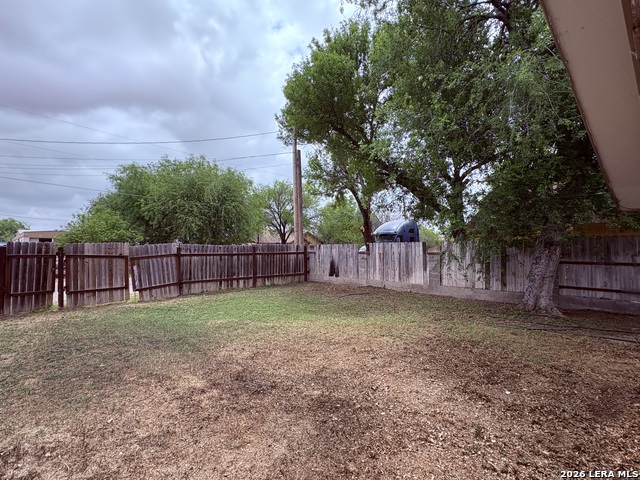 3233 Yucca Loop Property Photo 8