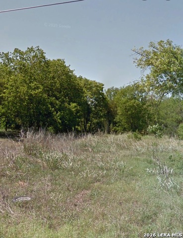 737 Newton Property Photo 3