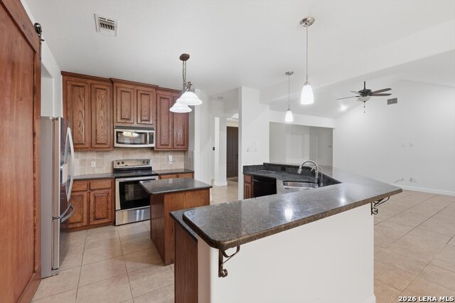 101 Lynx Property Photo 12
