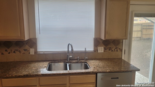 721 Wooded Trail Property Photo 4