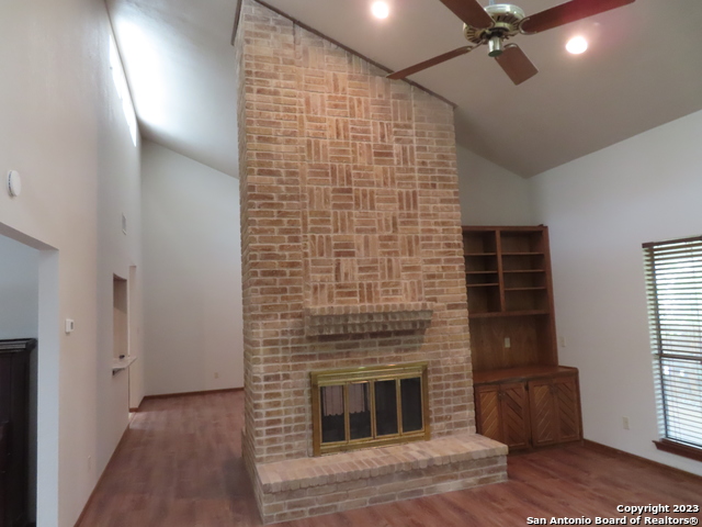 9207 Lasater St. Property Photo 6