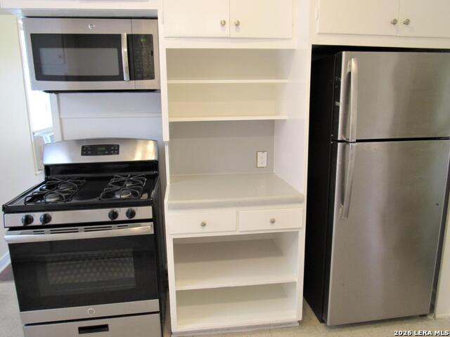 454 Bailey Property Photo 5