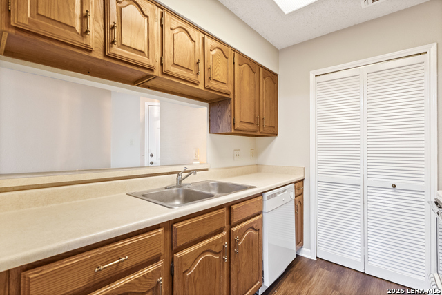 4839 Brandeis Property Photo 9