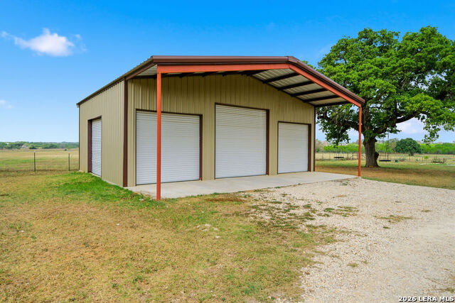 12897 La Vernia Rd Property Photo 30