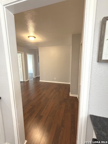 1214 W Winnipeg Property Photo 11