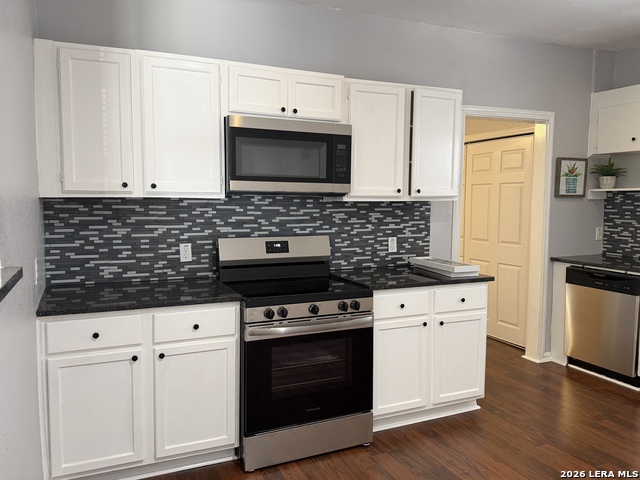 1214 W Winnipeg Property Photo 20