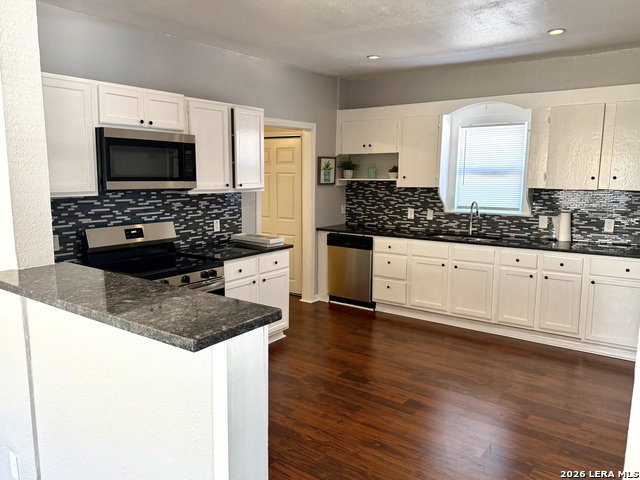 1214 W Winnipeg Property Photo 21