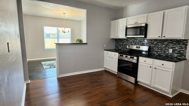 1214 W Winnipeg Property Photo 22