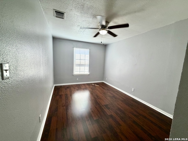 1214 W Winnipeg Property Photo 37